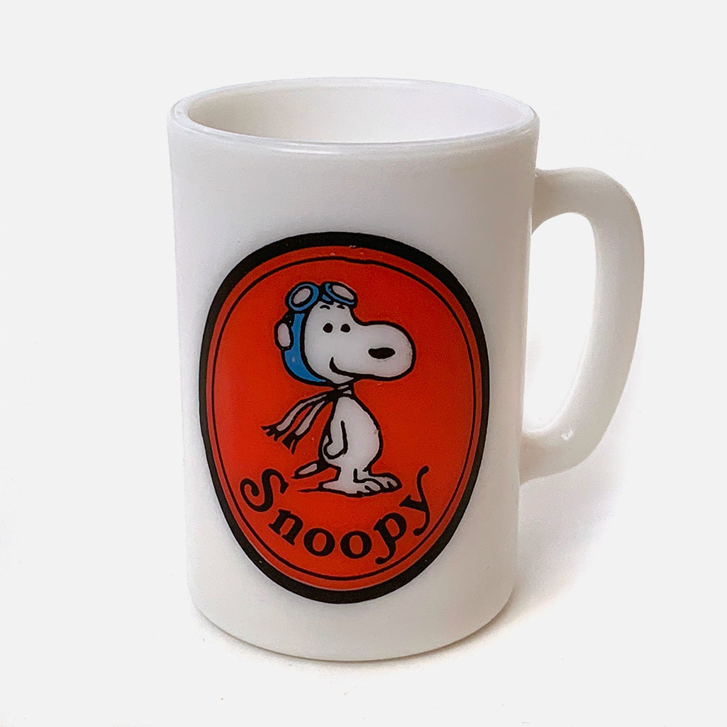 Vintage Milk Glass Snoopy Avon Mug